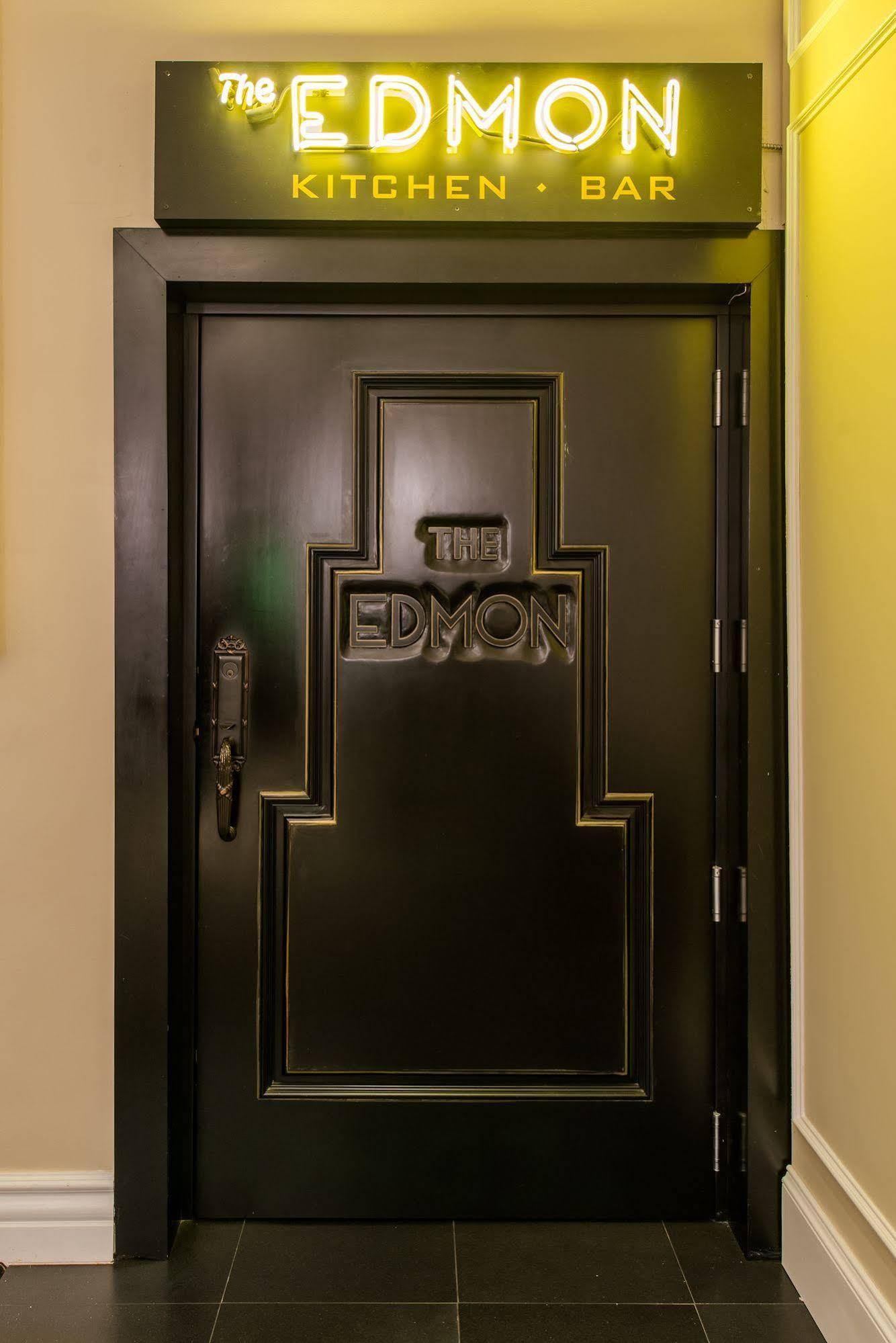 Hollywood Historic Hotel